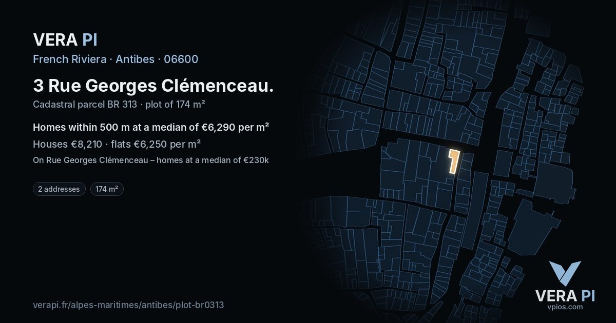 3 Rue Georges Clémenceau, Antibes at night – the plot lit, the parcels around coloured by the prices near them