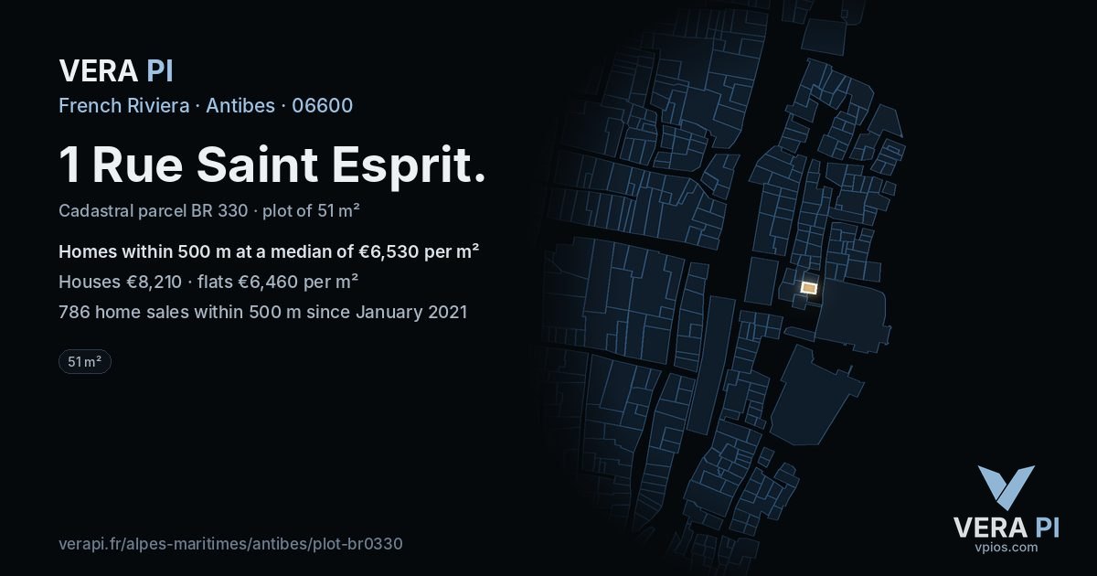 1 Rue Saint Esprit, Antibes at night – the plot lit, the parcels around coloured by the prices near them