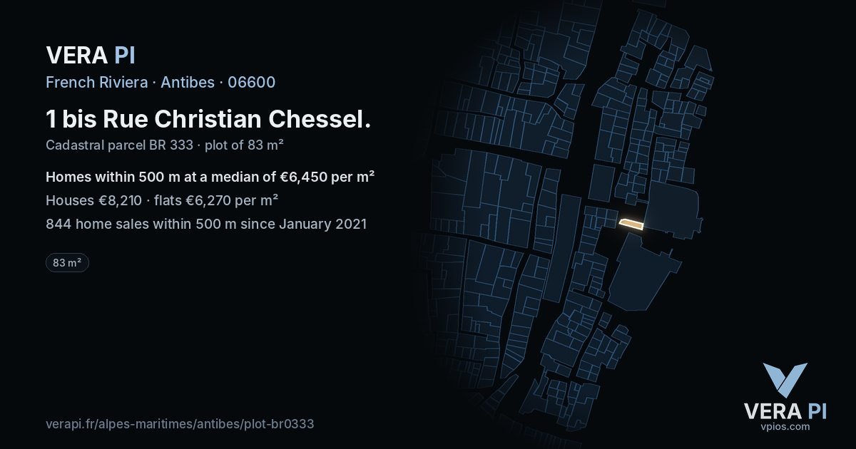 1 bis Rue Christian Chessel, Antibes at night – the plot lit, the parcels around coloured by the prices near them