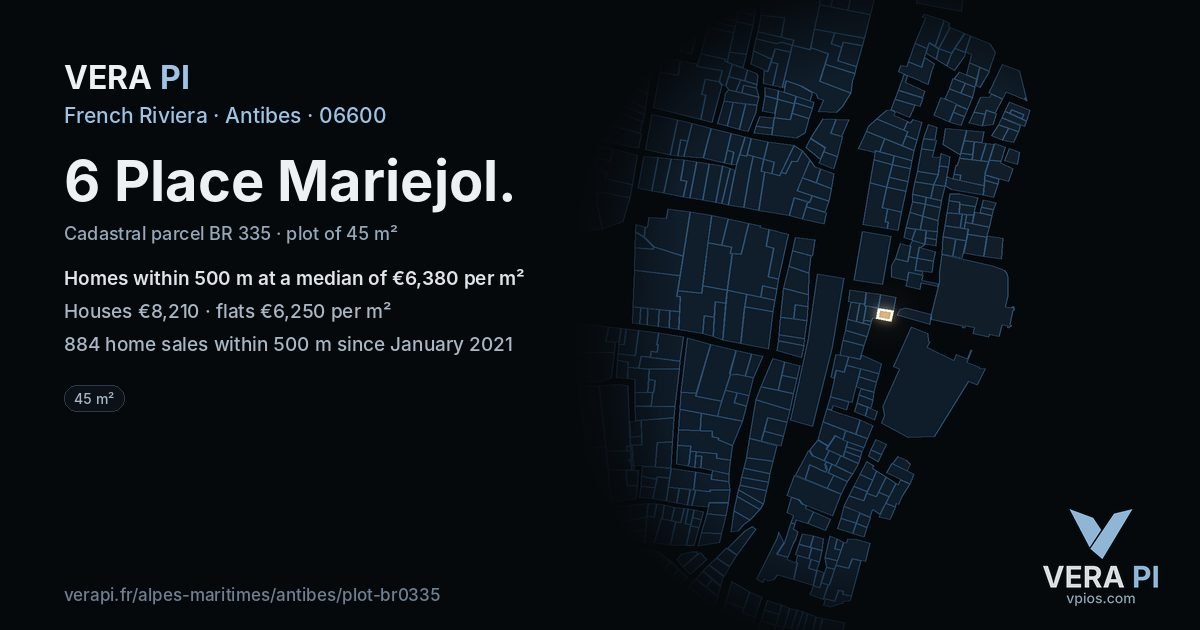 6 Place Mariejol, Antibes at night – the plot lit, the parcels around coloured by the prices near them