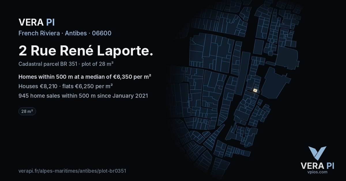 2 Rue René Laporte, Antibes at night – the plot lit, the parcels around coloured by the prices near them
