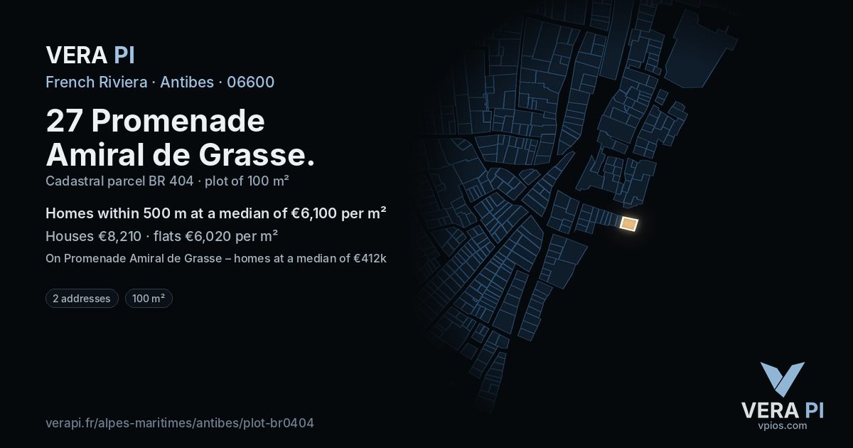 27 Promenade Amiral de Grasse, Antibes at night – the plot lit, the parcels around coloured by the prices near them