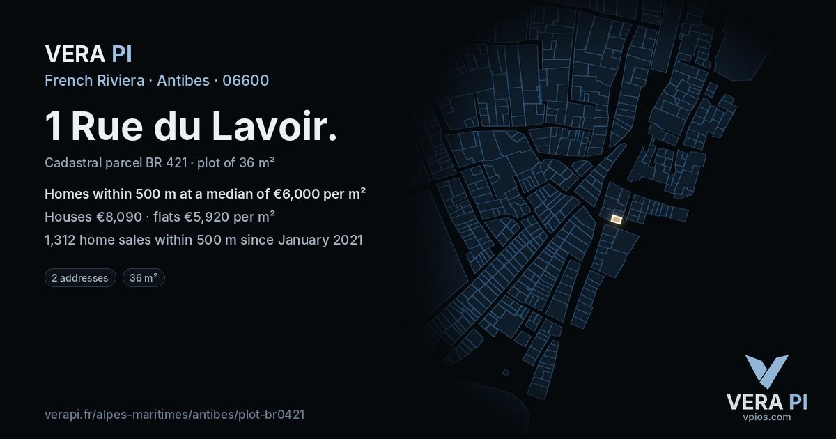 1 Rue du Lavoir, Antibes at night – the plot lit, the parcels around coloured by the prices near them
