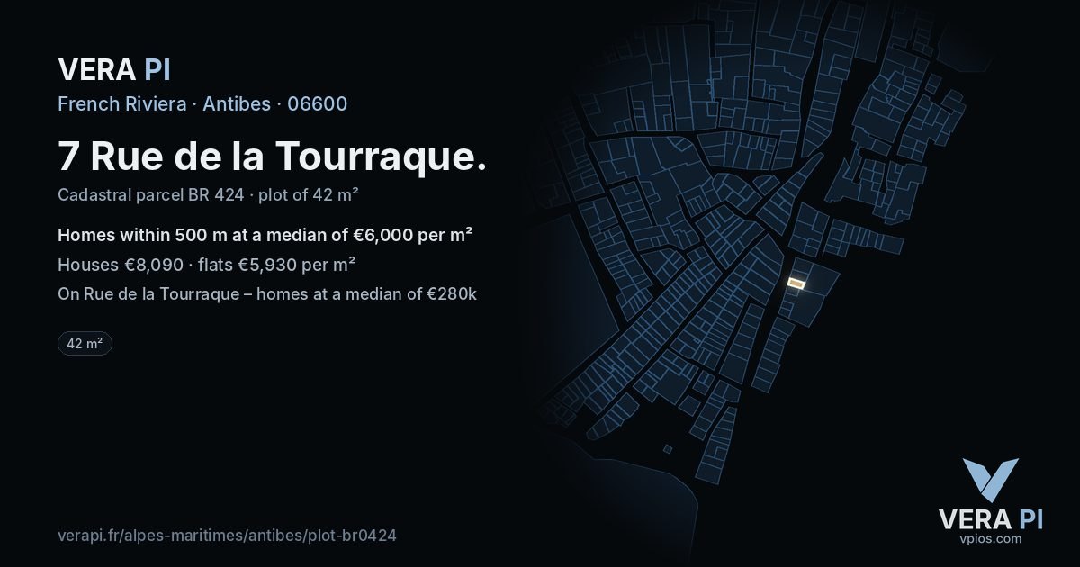 7 Rue de la Tourraque, Antibes at night – the plot lit, the parcels around coloured by the prices near them