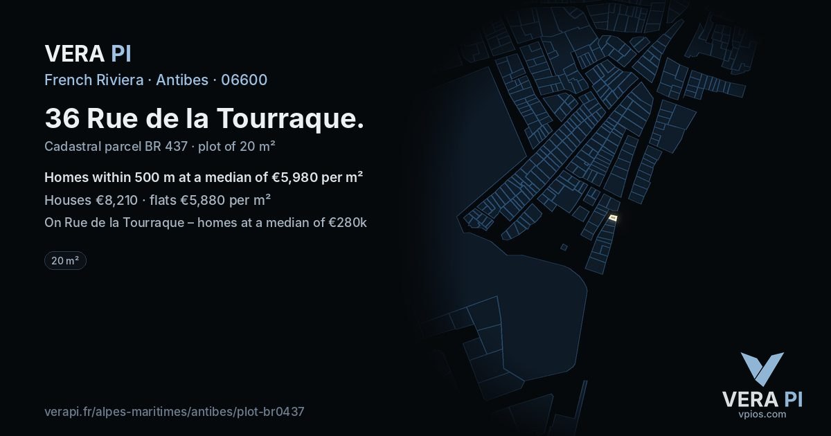 36 Rue de la Tourraque, Antibes at night – the plot lit, the parcels around coloured by the prices near them