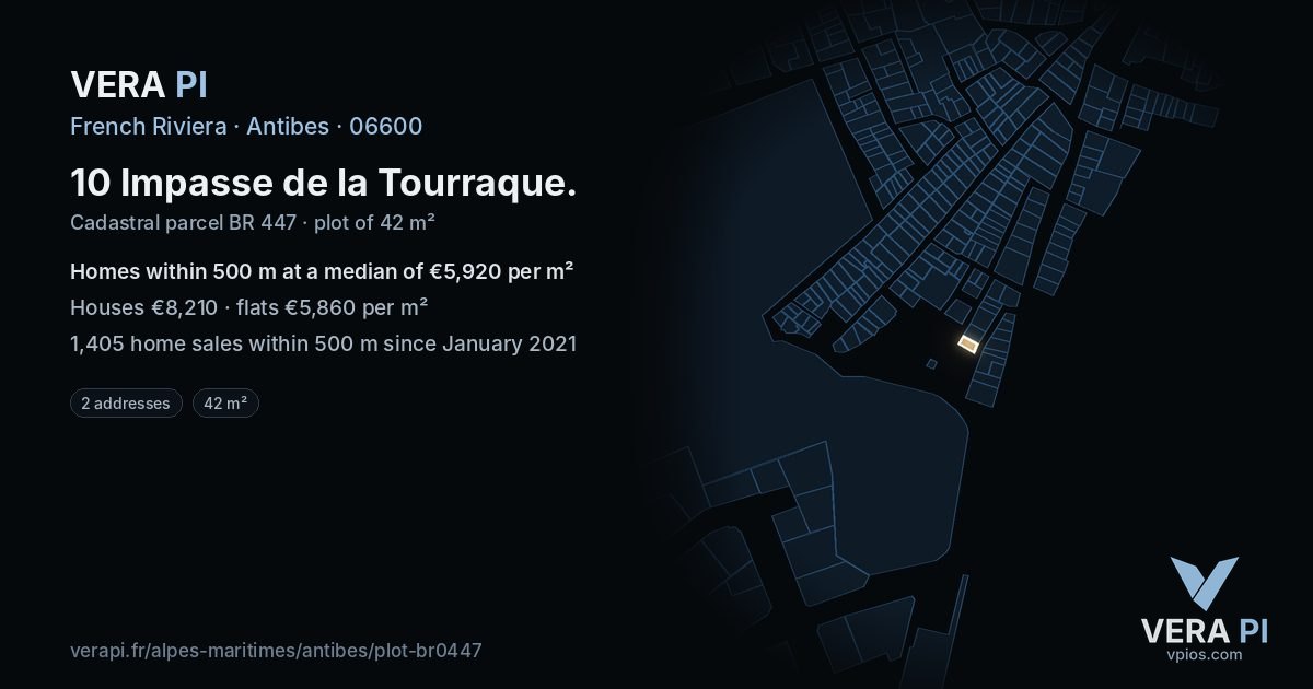 10 Impasse de la Tourraque, Antibes at night – the plot lit, the parcels around coloured by the prices near them