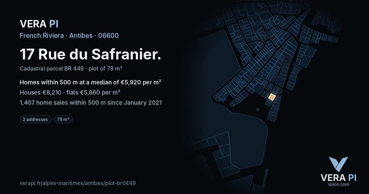 17 Rue du Safranier, Antibes at night – the plot lit, the parcels around coloured by the prices near them