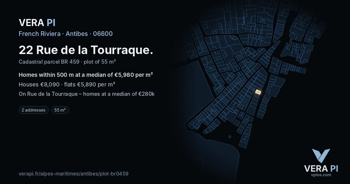 22 Rue de la Tourraque, Antibes at night – the plot lit, the parcels around coloured by the prices near them