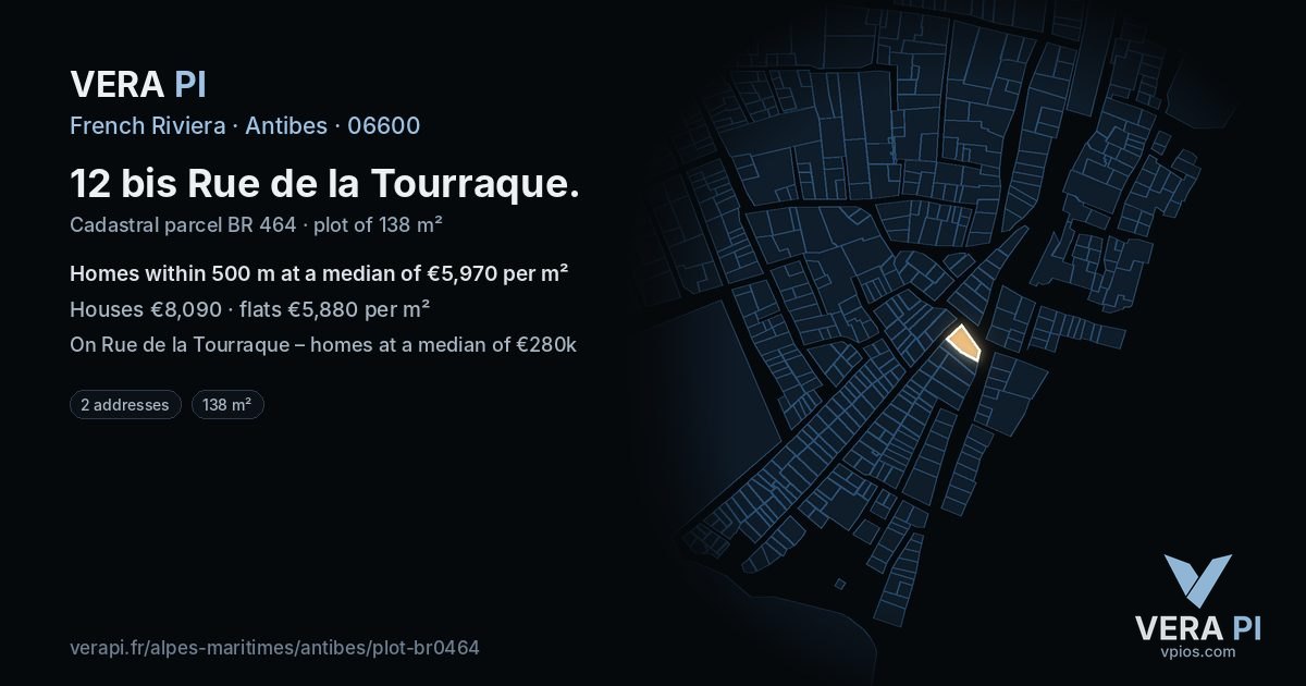 12 bis Rue de la Tourraque, Antibes at night – the plot lit, the parcels around coloured by the prices near them