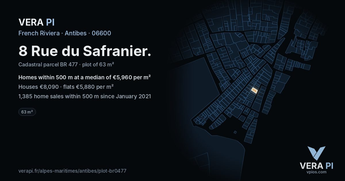 8 Rue du Safranier, Antibes at night – the plot lit, the parcels around coloured by the prices near them