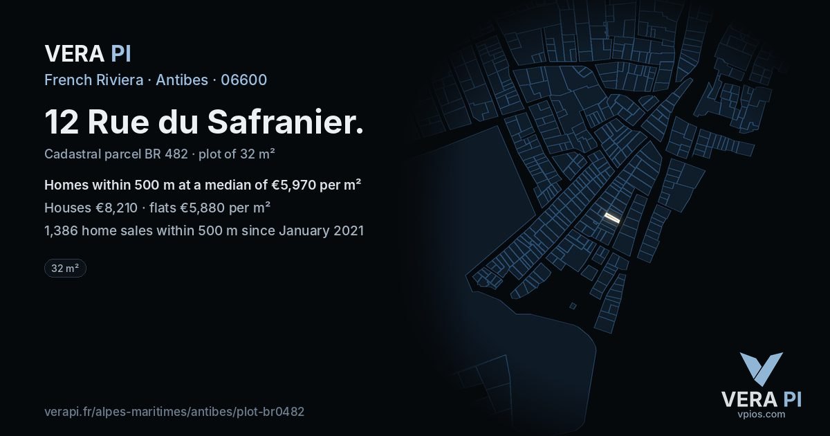 12 Rue du Safranier, Antibes at night – the plot lit, the parcels around coloured by the prices near them