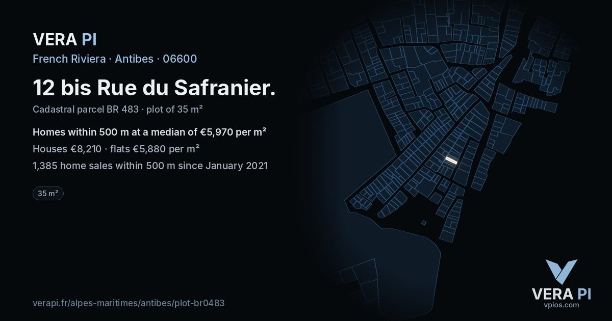12 bis Rue du Safranier, Antibes at night – the plot lit, the parcels around coloured by the prices near them