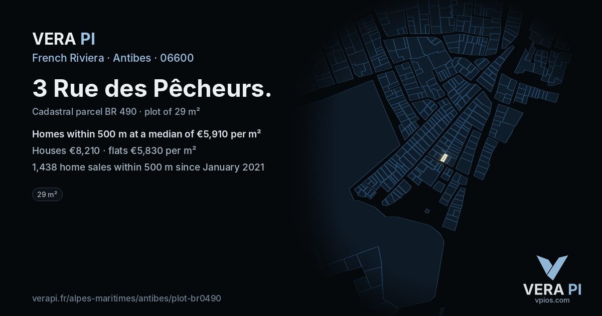 3 Rue des Pêcheurs, Antibes at night – the plot lit, the parcels around coloured by the prices near them