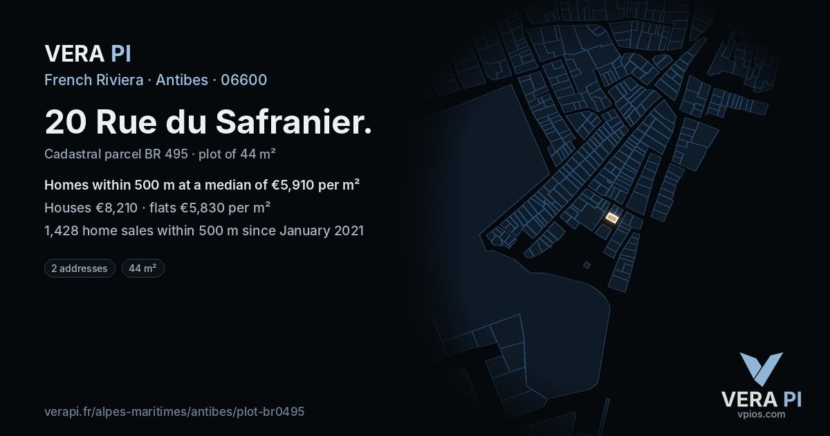 20 Rue du Safranier, Antibes at night – the plot lit, the parcels around coloured by the prices near them