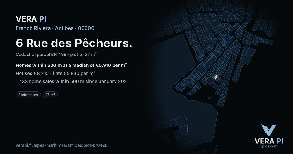 6 Rue des Pêcheurs, Antibes at night – the plot lit, the parcels around coloured by the prices near them