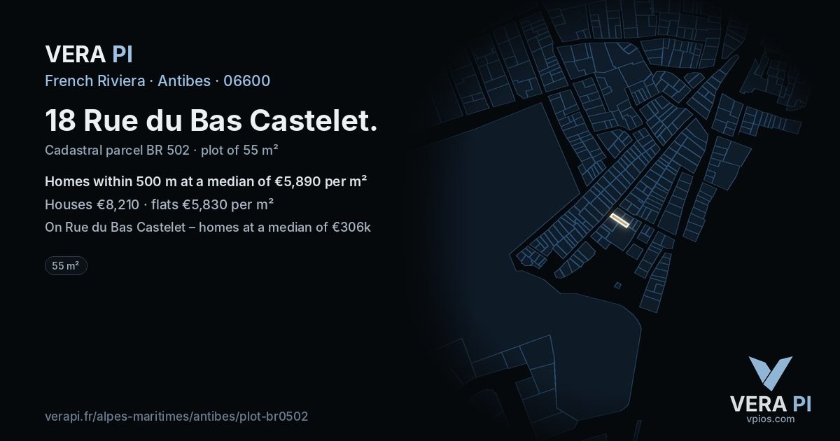 18 Rue du Bas Castelet, Antibes at night – the plot lit, the parcels around coloured by the prices near them