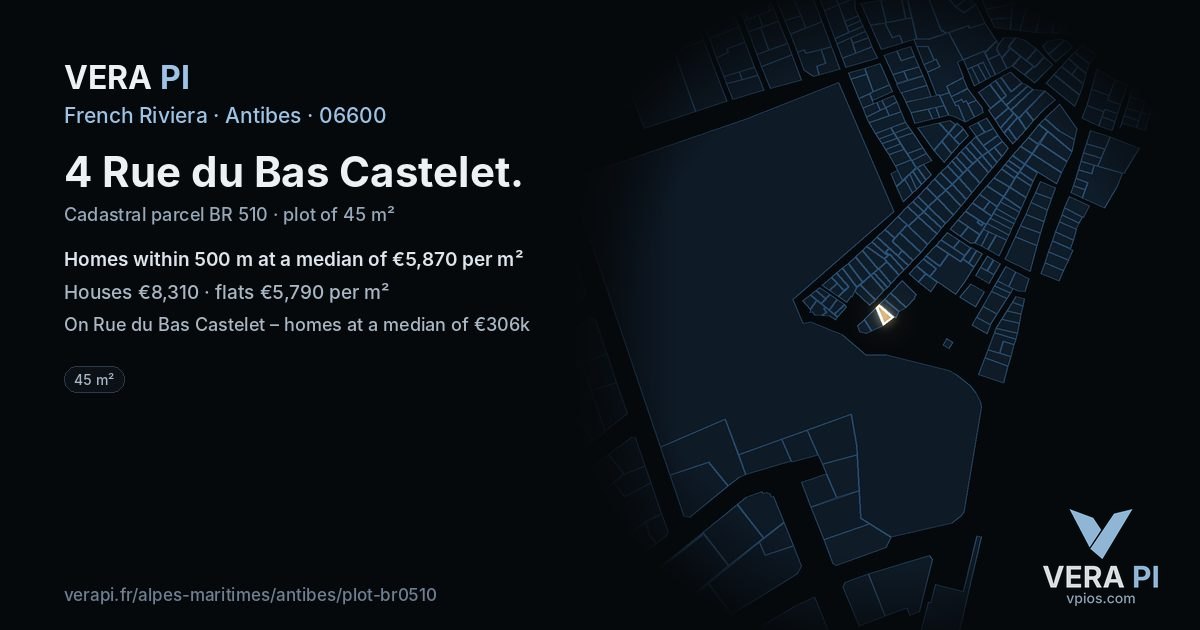 4 Rue du Bas Castelet, Antibes at night – the plot lit, the parcels around coloured by the prices near them
