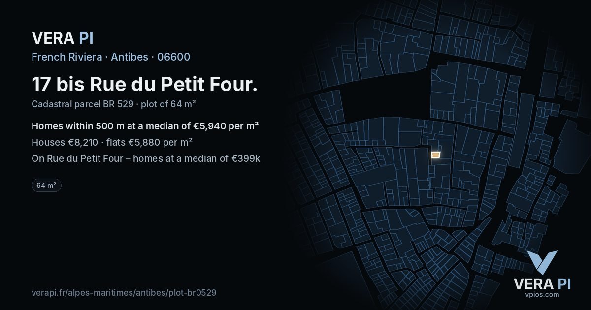 17 bis Rue du Petit Four, Antibes at night – the plot lit, the parcels around coloured by the prices near them