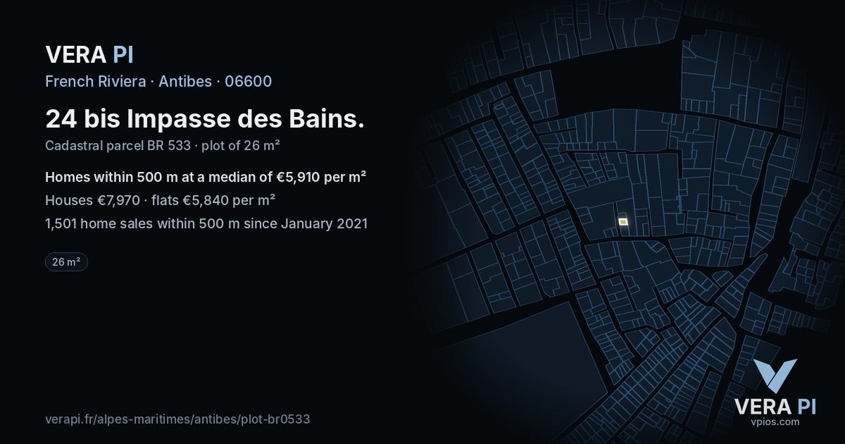 24 bis Impasse des Bains, Antibes at night – the plot lit, the parcels around coloured by the prices near them