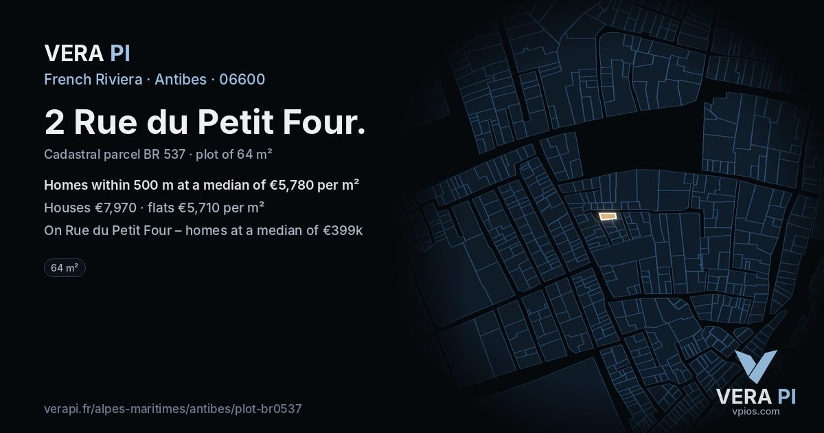 2 Rue du Petit Four, Antibes at night – the plot lit, the parcels around coloured by the prices near them