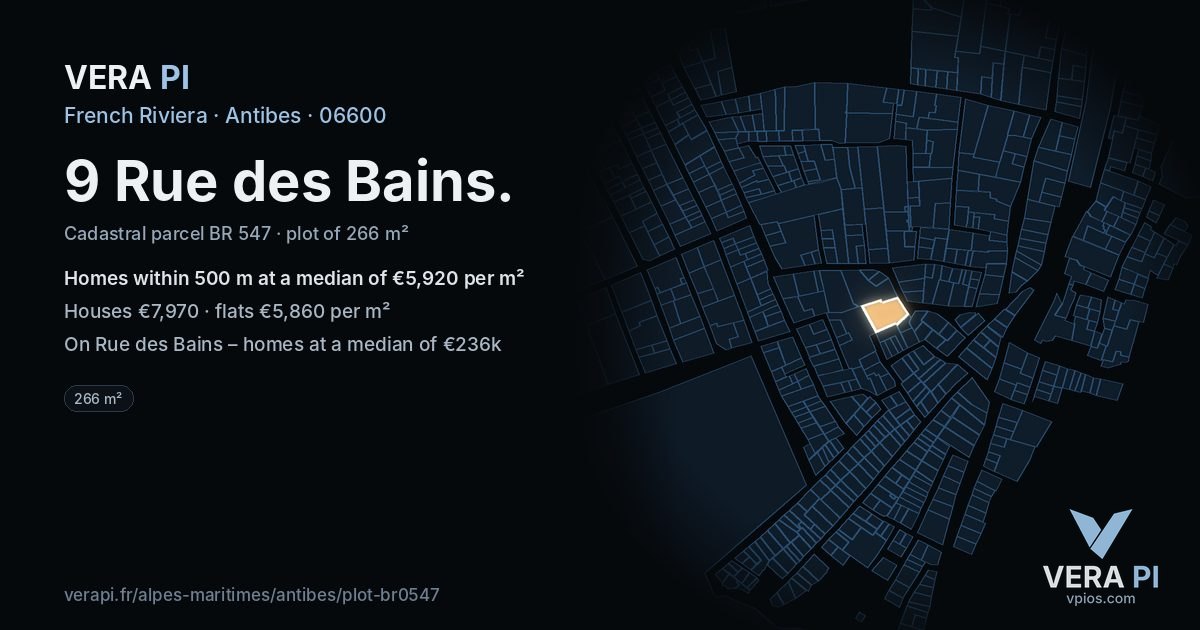 9 Rue des Bains, Antibes at night – the plot lit, the parcels around coloured by the prices near them
