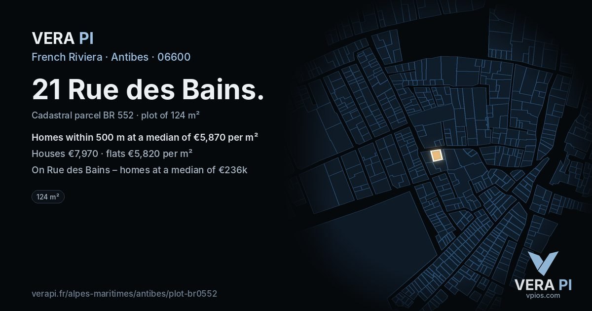 21 Rue des Bains, Antibes at night – the plot lit, the parcels around coloured by the prices near them