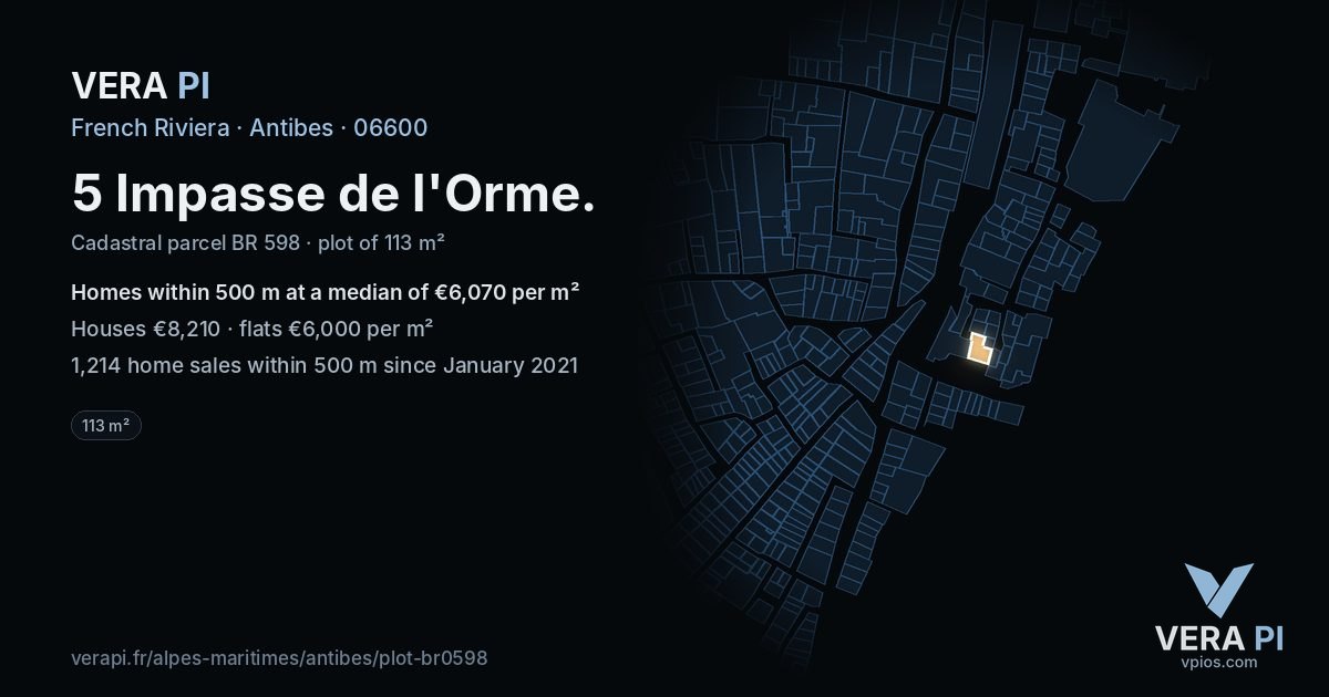 5 Impasse de l'Orme, Antibes at night – the plot lit, the parcels around coloured by the prices near them