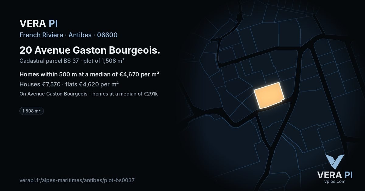 20 Avenue Gaston Bourgeois, Antibes at night – the plot lit, the parcels around coloured by the prices near them