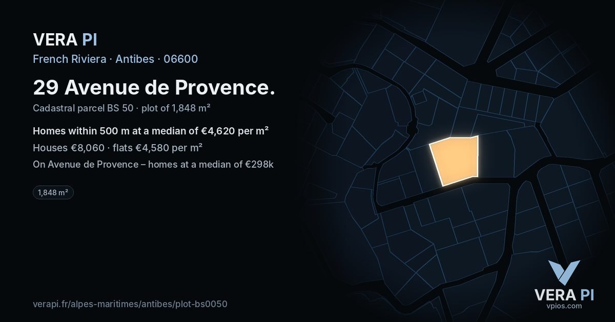 29 Avenue de Provence, Antibes at night – the plot lit, the parcels around coloured by the prices near them