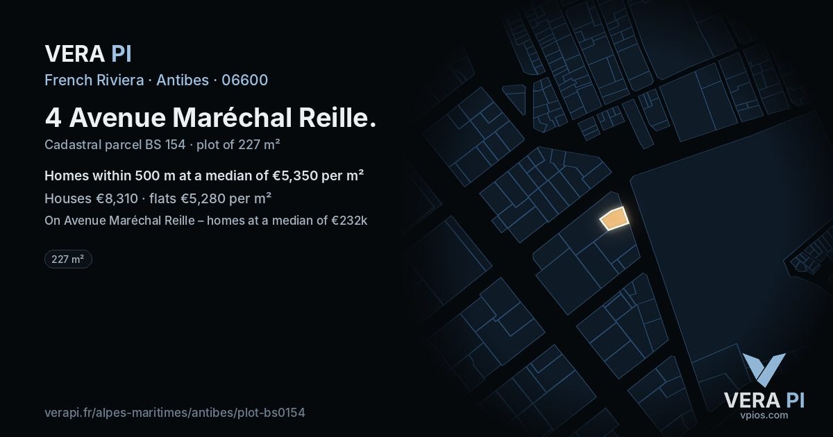 4 Avenue Maréchal Reille, Antibes at night – the plot lit, the parcels around coloured by the prices near them