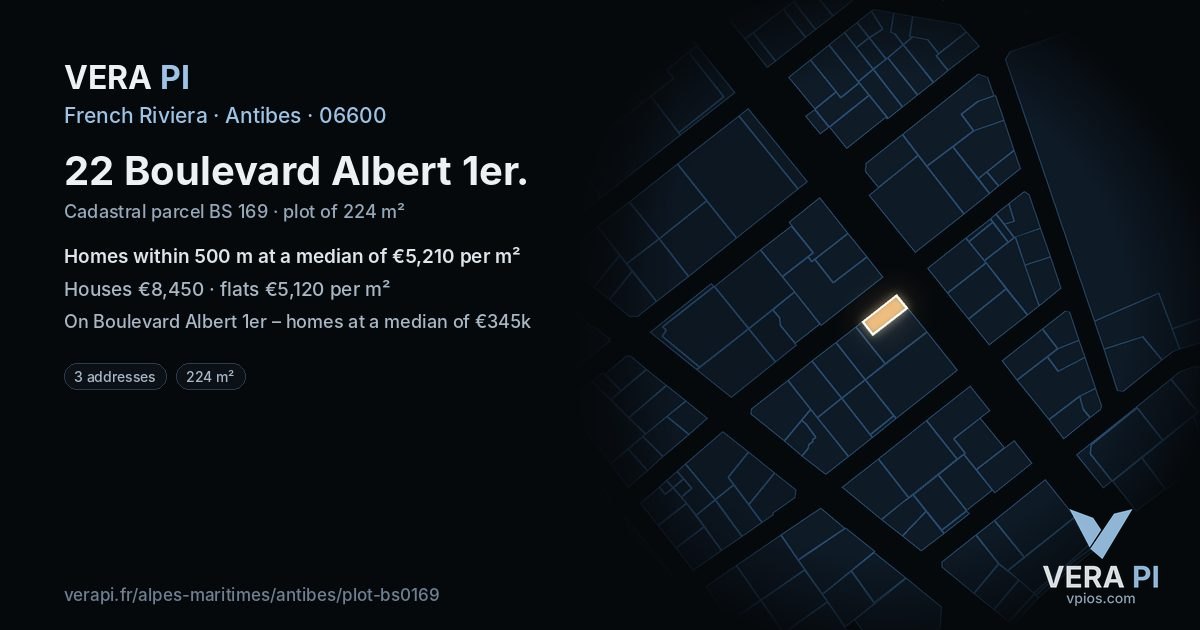 22 Boulevard Albert 1er, Antibes at night – the plot lit, the parcels around coloured by the prices near them
