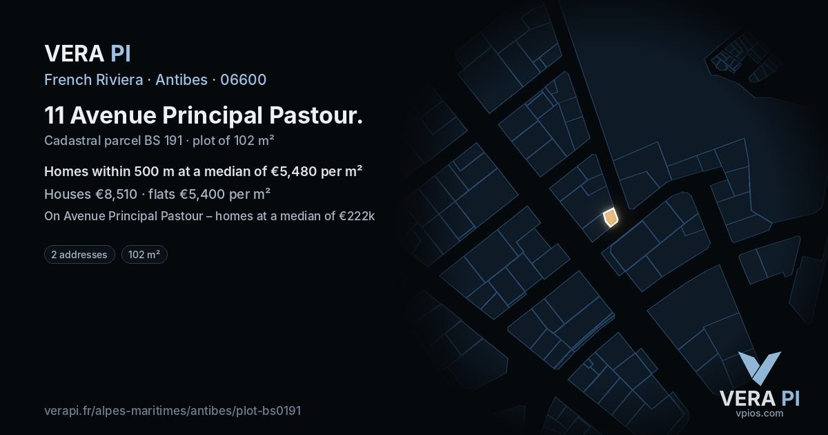 11 Avenue Principal Pastour, Antibes at night – the plot lit, the parcels around coloured by the prices near them