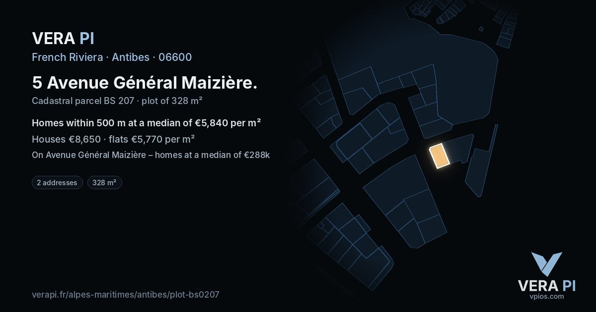 5 Avenue Général Maizière, Antibes at night – the plot lit, the parcels around coloured by the prices near them