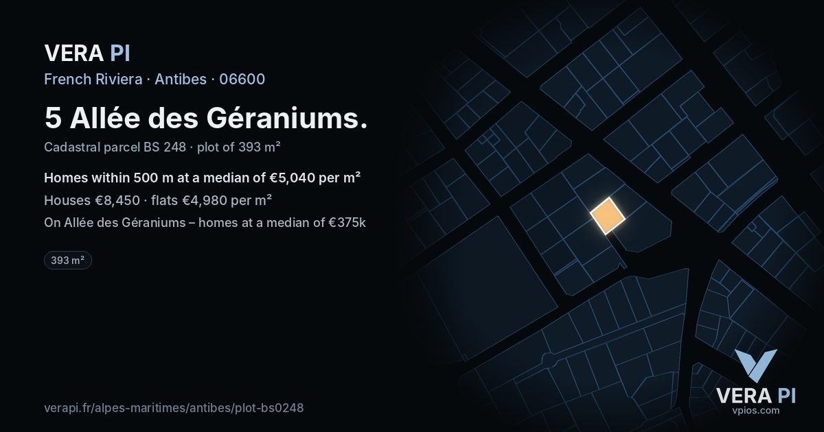 5 Allée des Géraniums, Antibes at night – the plot lit, the parcels around coloured by the prices near them