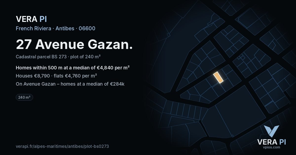 27 Avenue Gazan, Antibes at night – the plot lit, the parcels around coloured by the prices near them