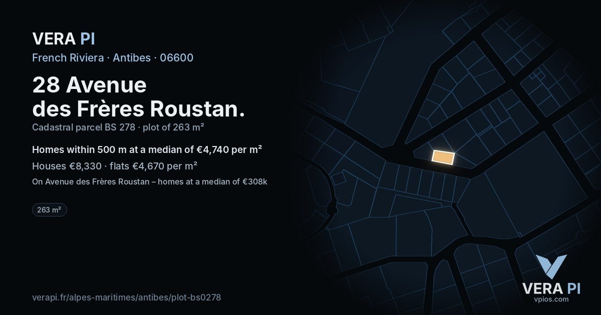 28 Avenue des Frères Roustan, Antibes at night – the plot lit, the parcels around coloured by the prices near them
