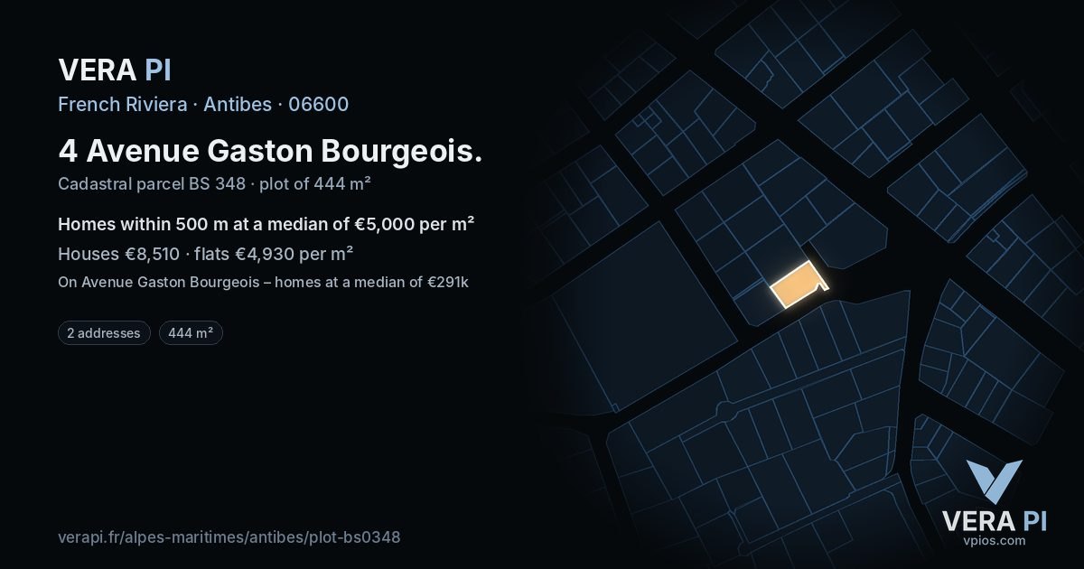 4 Avenue Gaston Bourgeois, Antibes at night – the plot lit, the parcels around coloured by the prices near them
