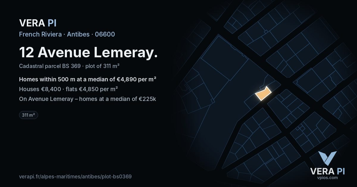 12 Avenue Lemeray, Antibes at night – the plot lit, the parcels around coloured by the prices near them