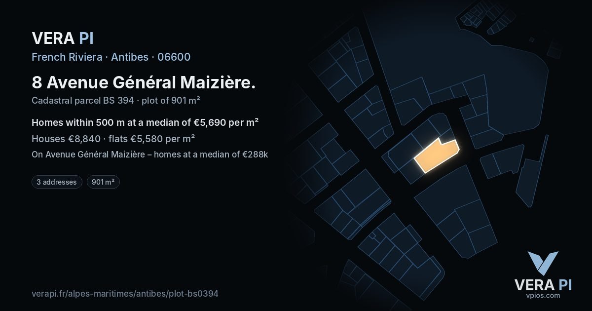 8 Avenue Général Maizière, Antibes at night – the plot lit, the parcels around coloured by the prices near them