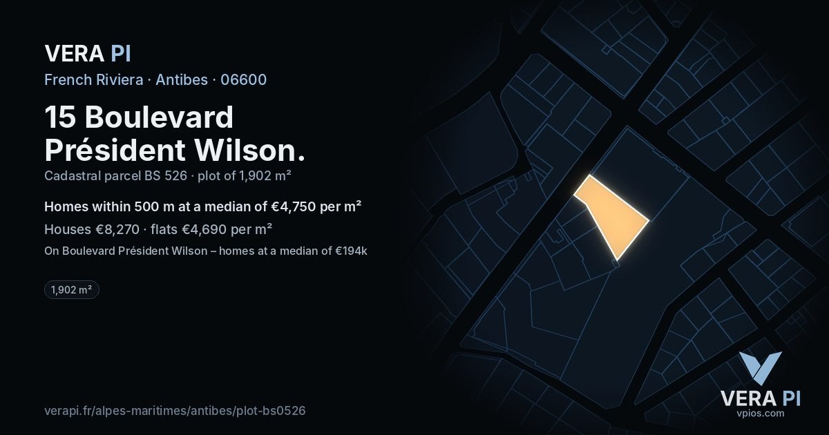 15 Boulevard Président Wilson, Antibes at night – the plot lit, the parcels around coloured by the prices near them