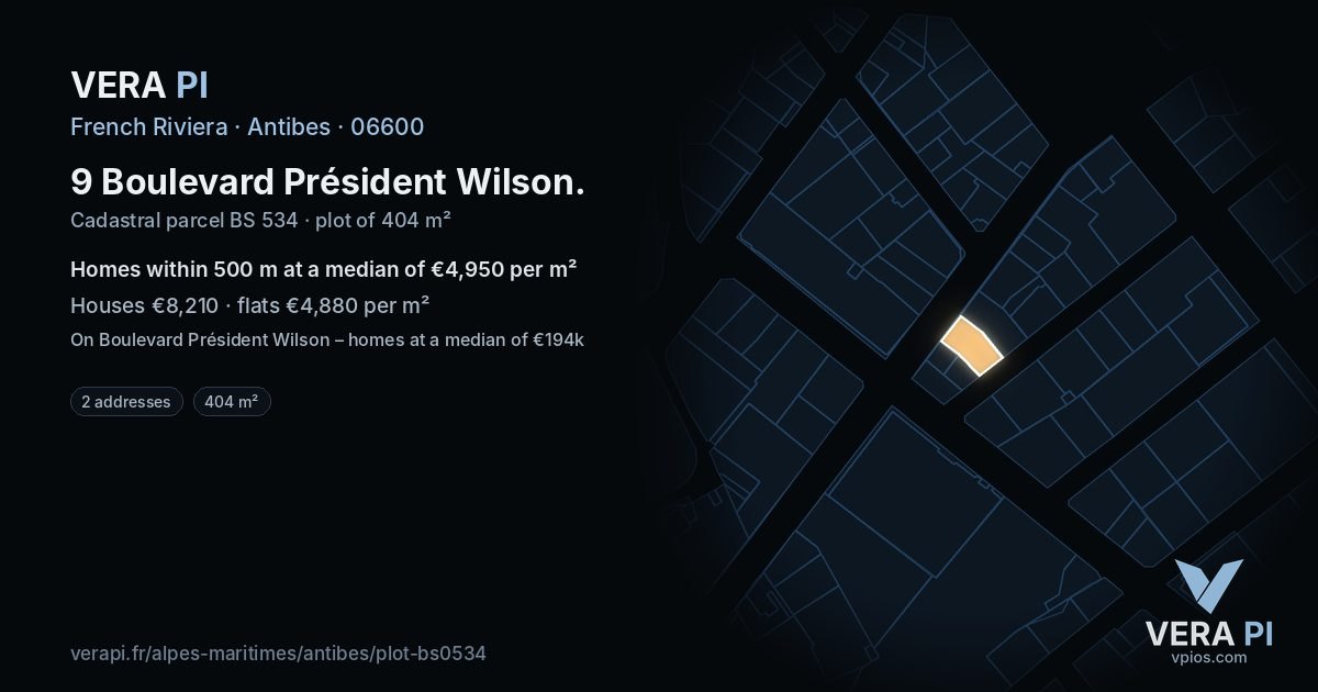 9 Boulevard Président Wilson, Antibes at night – the plot lit, the parcels around coloured by the prices near them