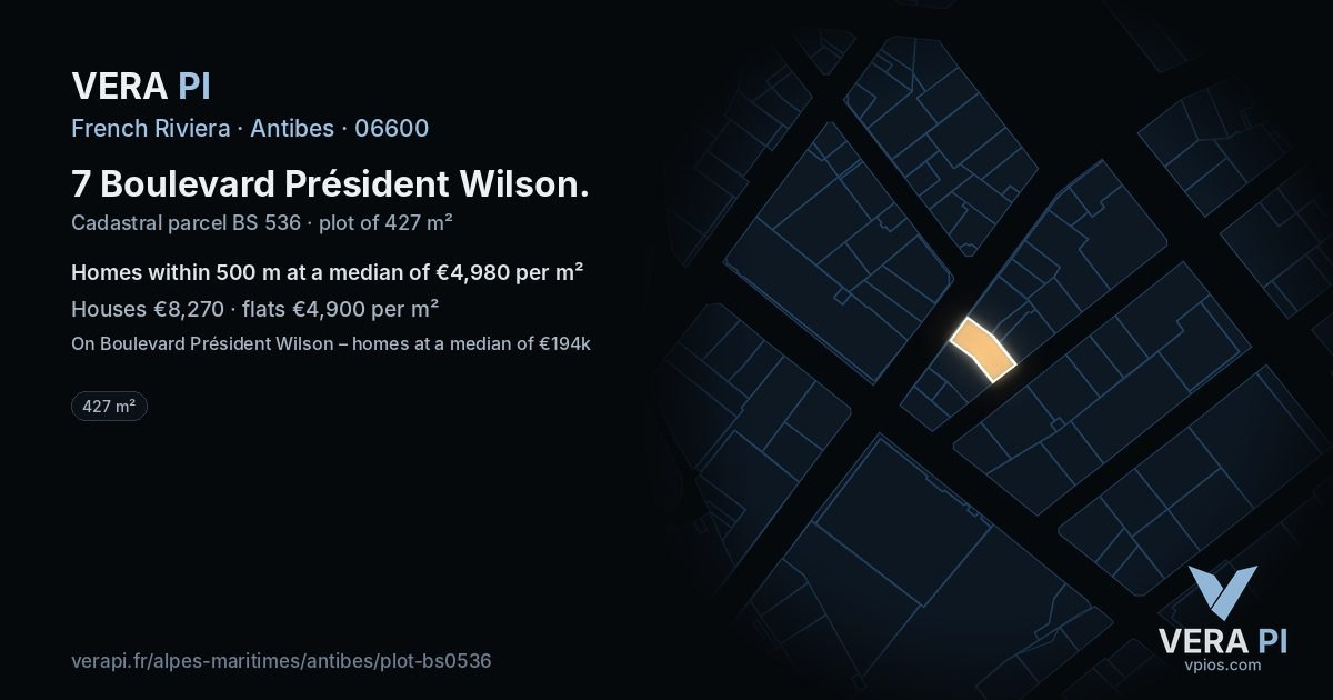7 Boulevard Président Wilson, Antibes at night – the plot lit, the parcels around coloured by the prices near them