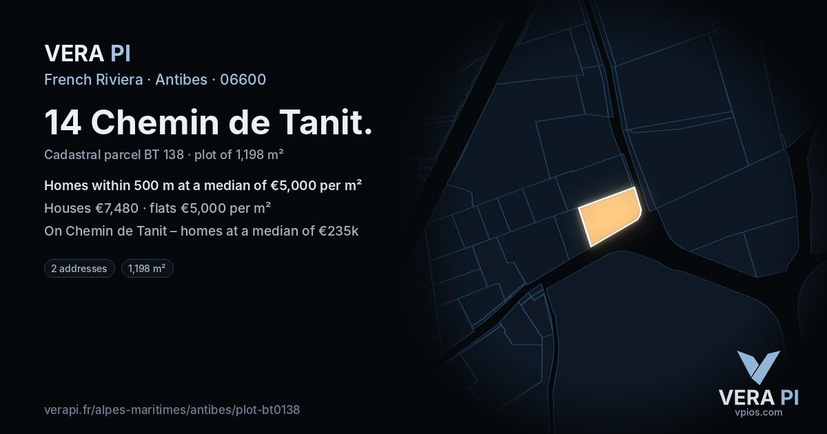 14 Chemin de Tanit, Antibes at night – the plot lit, the parcels around coloured by the prices near them
