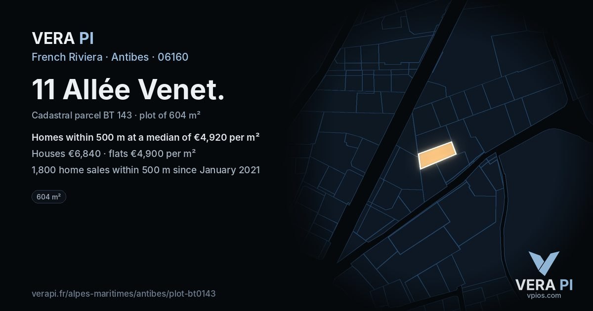 11 Allée Venet, Antibes at night – the plot lit, the parcels around coloured by the prices near them