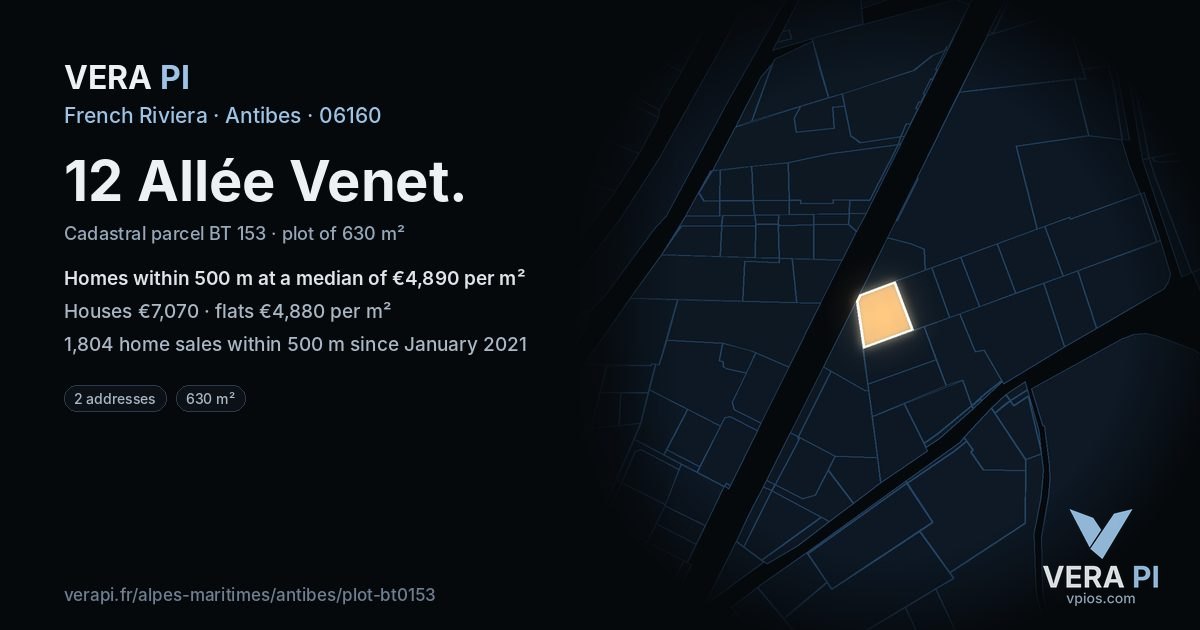 12 Allée Venet, Antibes at night – the plot lit, the parcels around coloured by the prices near them
