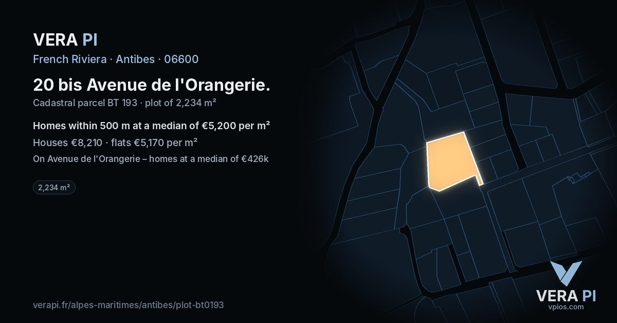 20 bis Avenue de l'Orangerie, Antibes at night – the plot lit, the parcels around coloured by the prices near them