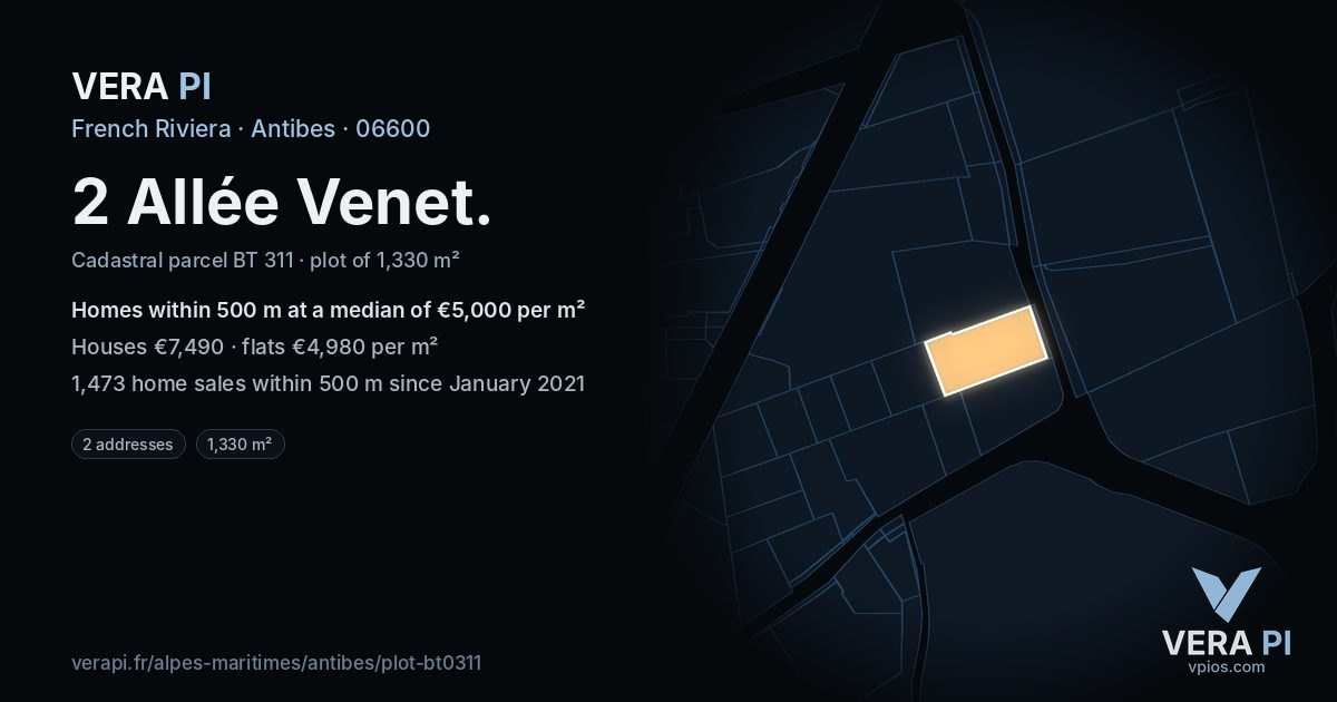 2 Allée Venet, Antibes at night – the plot lit, the parcels around coloured by the prices near them
