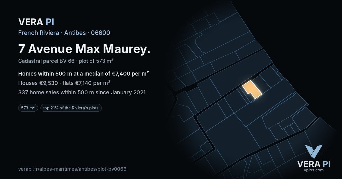 7 Avenue Max Maurey, Antibes at night – the plot lit, the parcels around coloured by the prices near them