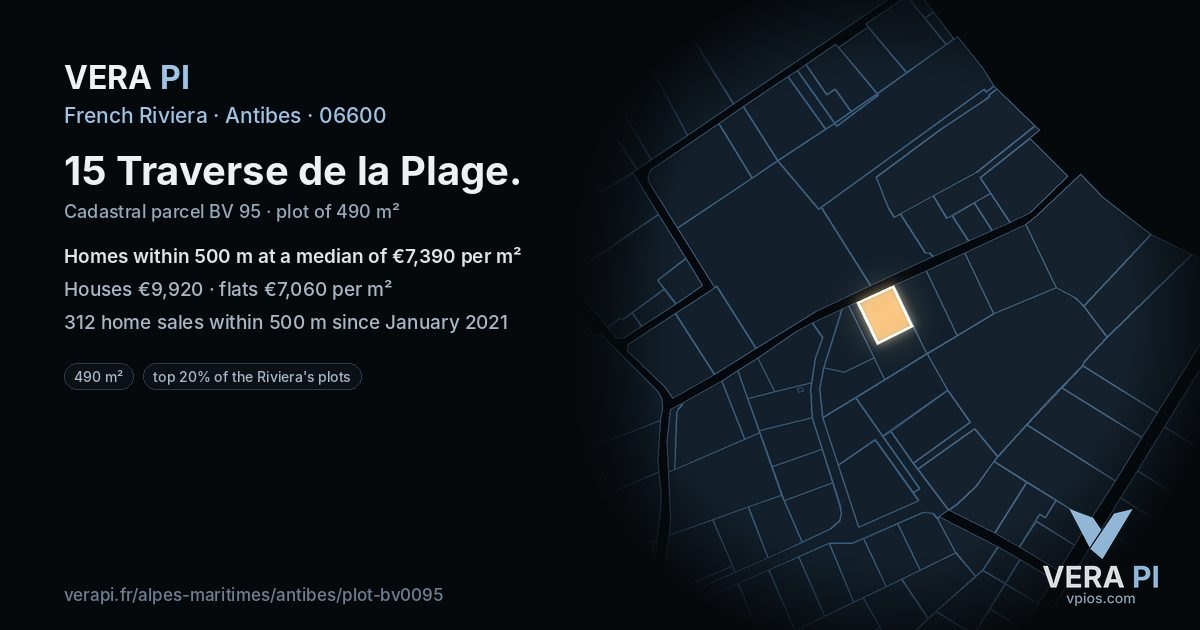 15 Traverse de la Plage, Antibes at night – the plot lit, the parcels around coloured by the prices near them
