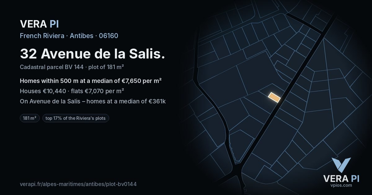 32 Avenue de la Salis, Antibes at night – the plot lit, the parcels around coloured by the prices near them